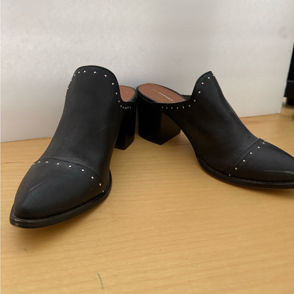 REPORT Black Studded Mules